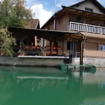 View Semesterbostad Bihać